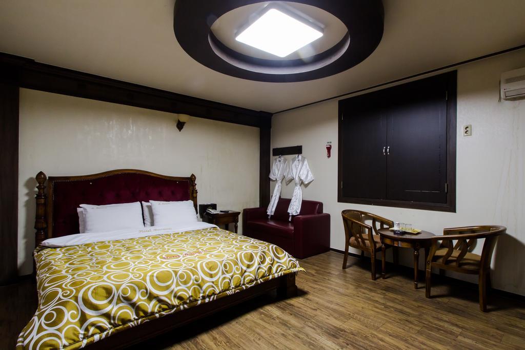 Guangju Hotel Banana Gwangju Metropolitan City Exterior foto