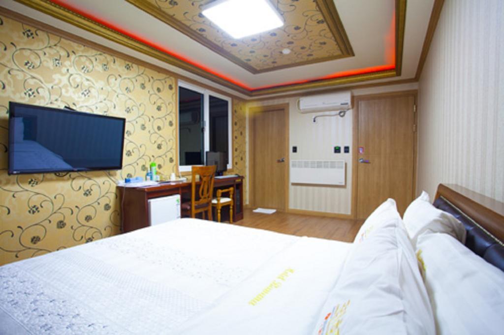 Guangju Hotel Banana Gwangju Metropolitan City Exterior foto