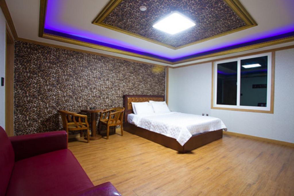 Guangju Hotel Banana Gwangju Metropolitan City Exterior foto