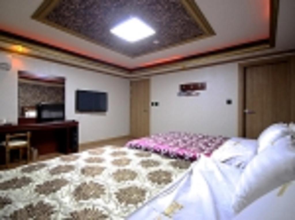 Guangju Hotel Banana Gwangju Metropolitan City Exterior foto
