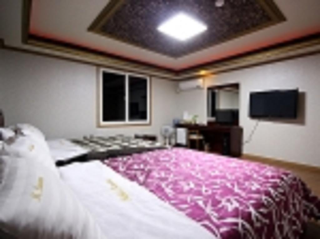 Guangju Hotel Banana Gwangju Metropolitan City Exterior foto