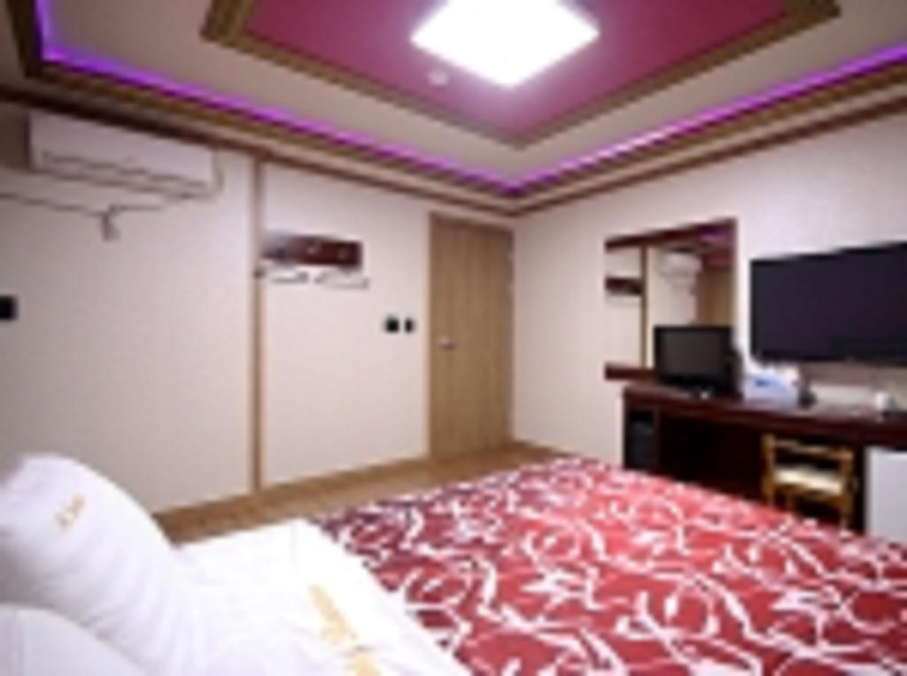 Guangju Hotel Banana Gwangju Metropolitan City Exterior foto