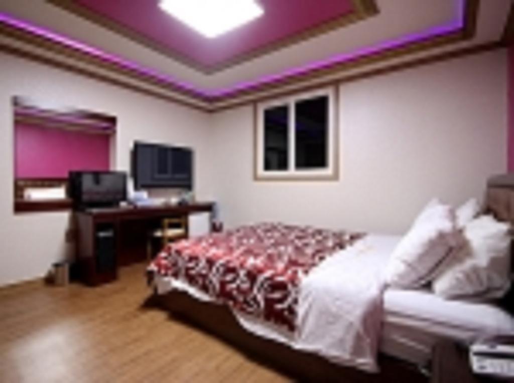 Guangju Hotel Banana Gwangju Metropolitan City Exterior foto